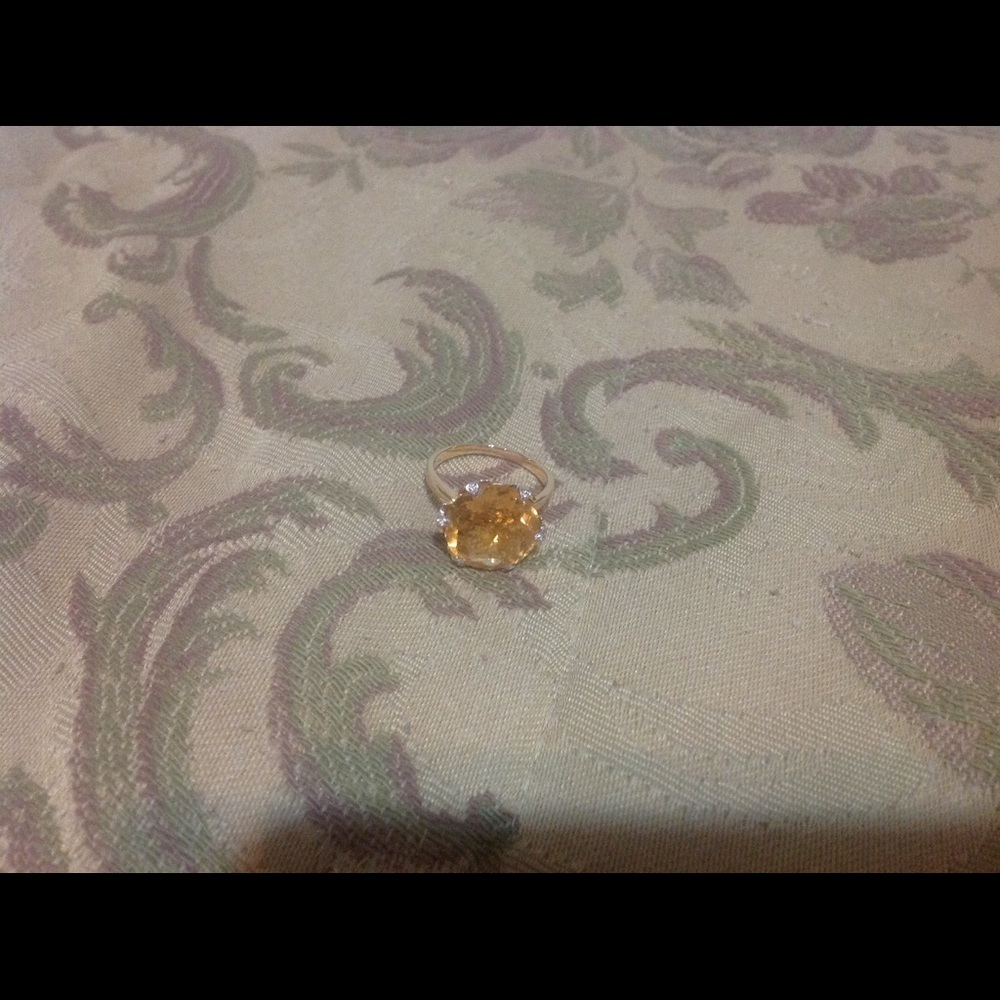14k yellow gold 11.3CT round Citrine diamonds ring